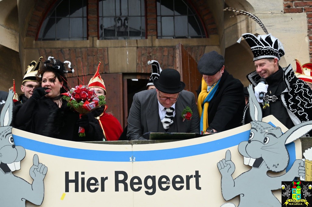 ../Images/Boerenbruiloft gemeentehuis 2023 103.jpg